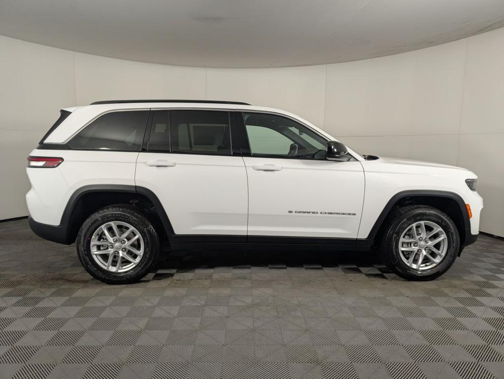 new 2025 Jeep Grand Cherokee car, priced at $38,119