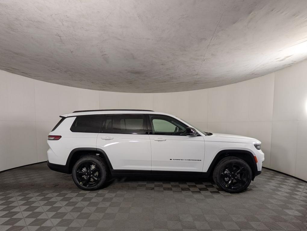 new 2025 Jeep Grand Cherokee L car, priced at $51,891