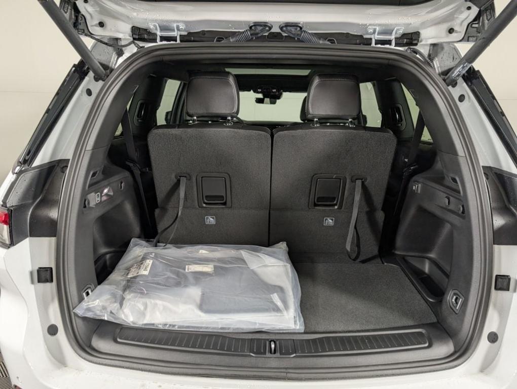 new 2025 Jeep Grand Cherokee L car, priced at $51,891