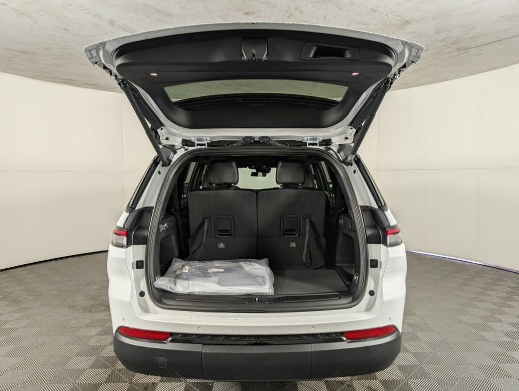 new 2025 Jeep Grand Cherokee L car, priced at $51,891