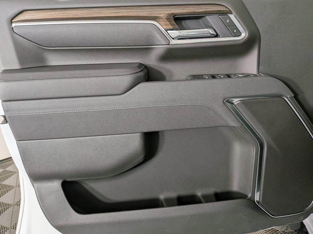 new 2025 Chevrolet Silverado 2500 car, priced at $73,429