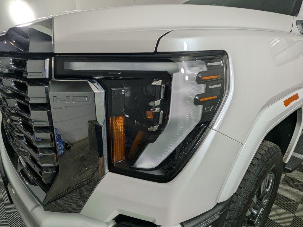 used 2024 GMC Sierra 2500 car, priced at $74,988
