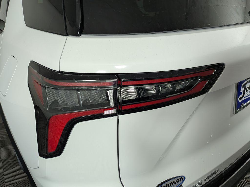 new 2026 Chevrolet Equinox car, priced at $31,662