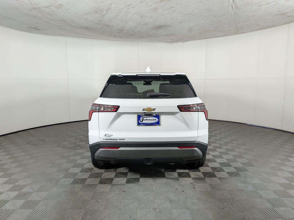 new 2026 Chevrolet Equinox car, priced at $31,662