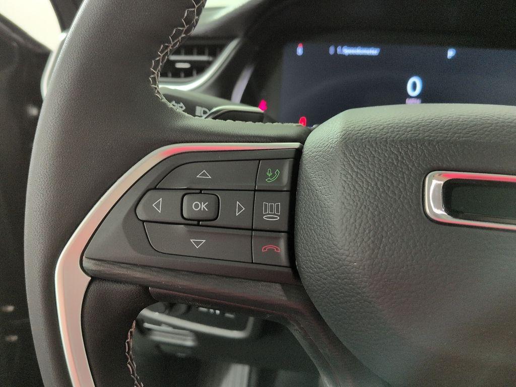 new 2025 Jeep Grand Cherokee car, priced at $45,278