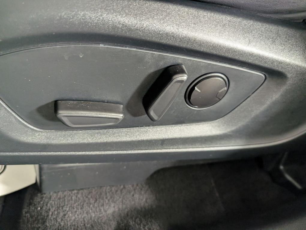 used 2023 Ford Explorer car, priced at $29,988