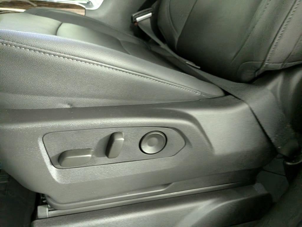 new 2025 GMC Sierra 1500 car, priced at $58,269