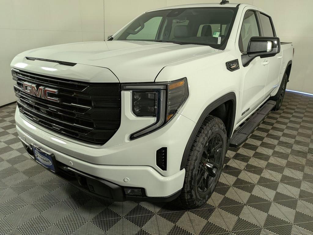 new 2025 GMC Sierra 1500 car, priced at $58,269