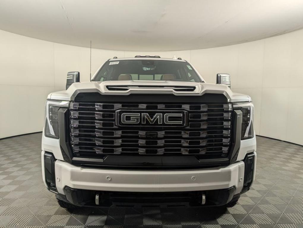 new 2025 GMC Sierra 3500 car, priced at $100,434