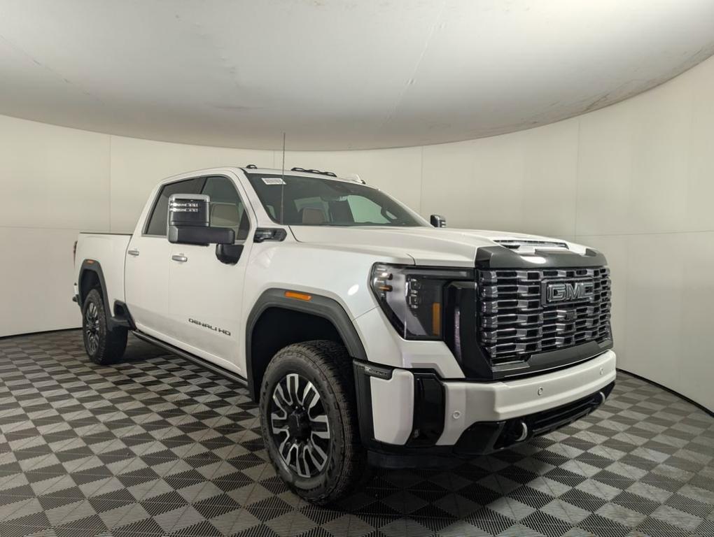 new 2025 GMC Sierra 3500 car, priced at $100,434