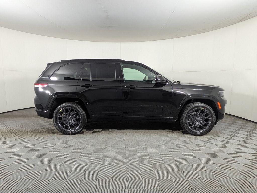 new 2025 Jeep Grand Cherokee car, priced at $58,949