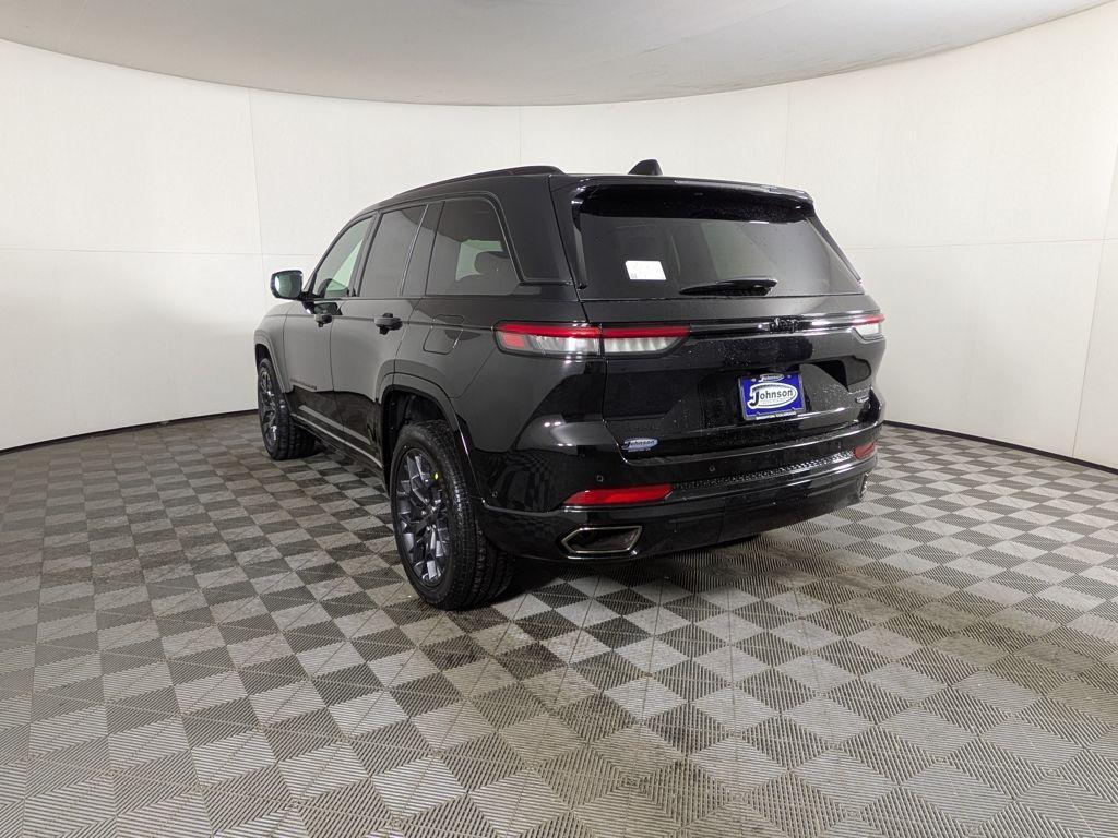 new 2025 Jeep Grand Cherokee car, priced at $58,949