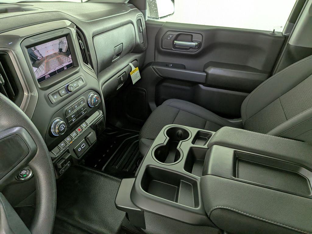 new 2026 GMC Sierra 1500 car, priced at $46,180