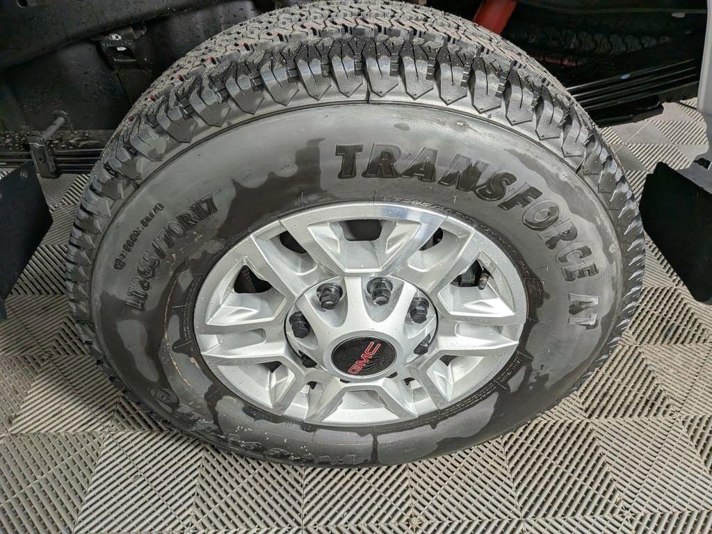 new 2025 GMC Sierra 2500 car, priced at $59,359