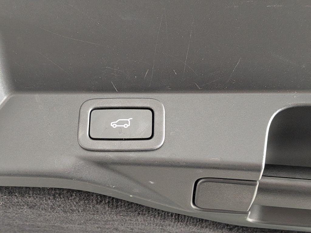 used 2022 Land Rover Range Rover Sport car, priced at $53,488