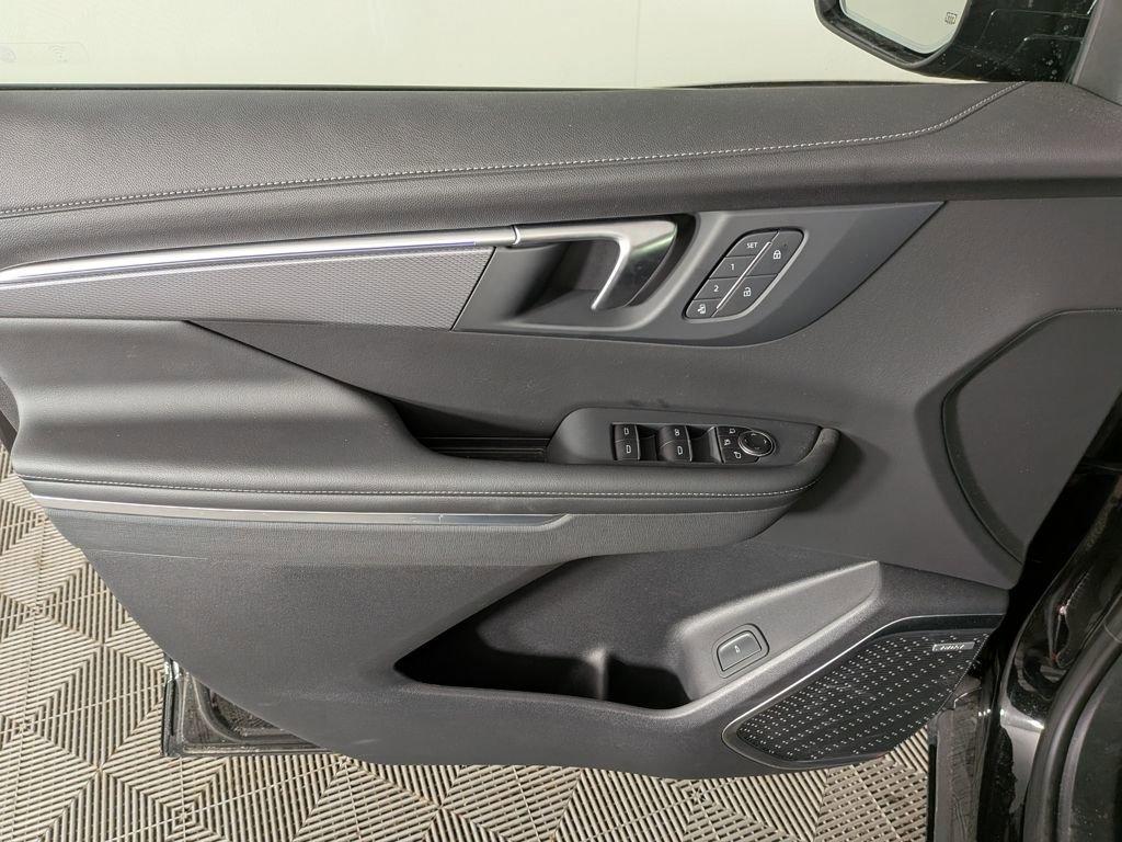 new 2025 Buick Enclave car, priced at $55,452
