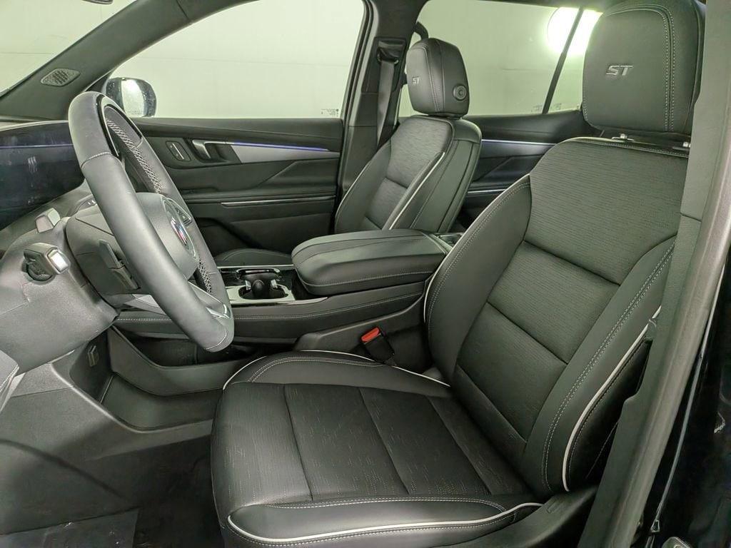 new 2025 Buick Enclave car, priced at $55,452
