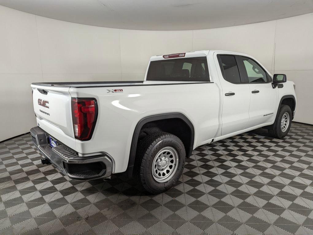 new 2025 GMC Sierra 1500 car, priced at $51,319