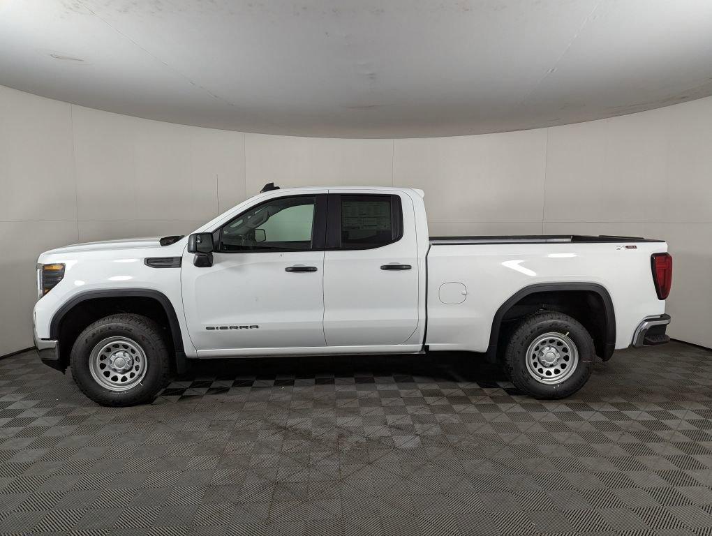 new 2025 GMC Sierra 1500 car, priced at $51,319