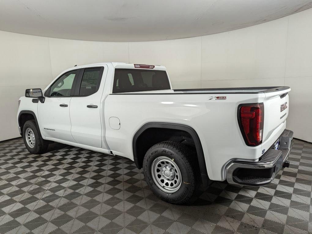 new 2025 GMC Sierra 1500 car, priced at $51,319