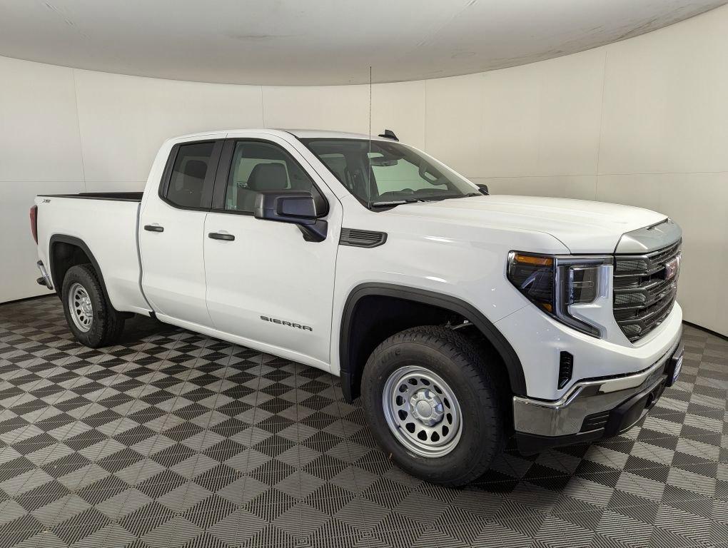 new 2025 GMC Sierra 1500 car, priced at $51,319