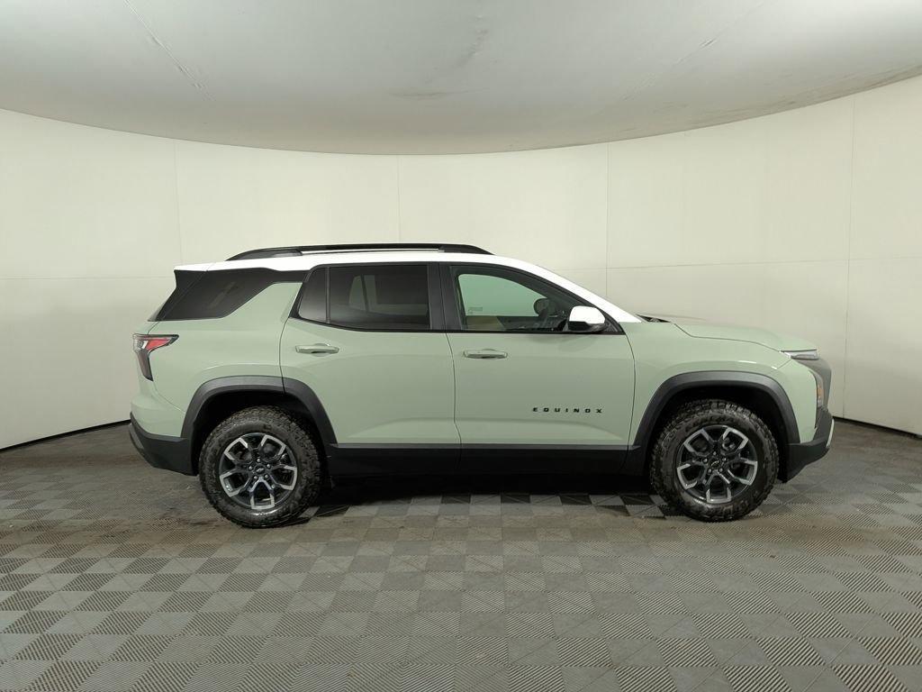 new 2026 Chevrolet Equinox car, priced at $35,984