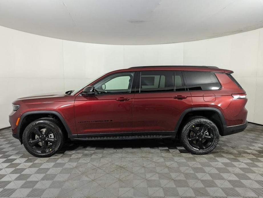 new 2024 Jeep Grand Cherokee L car, priced at $48,288