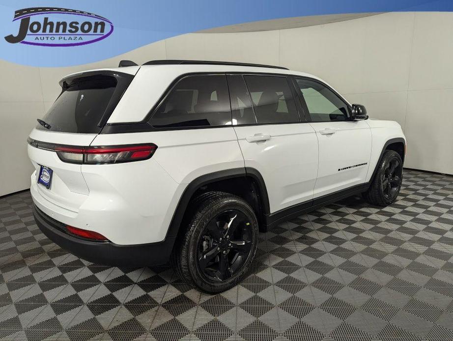 new 2024 Jeep Grand Cherokee car, priced at $39,356