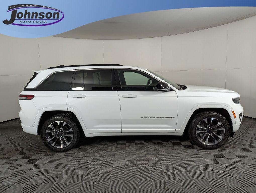 new 2025 Jeep Grand Cherokee car, priced at $54,674