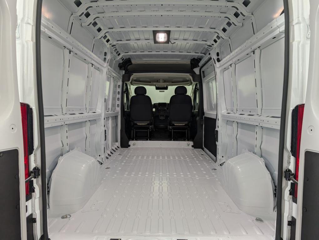 new 2025 Ram ProMaster 2500 car, priced at $53,679