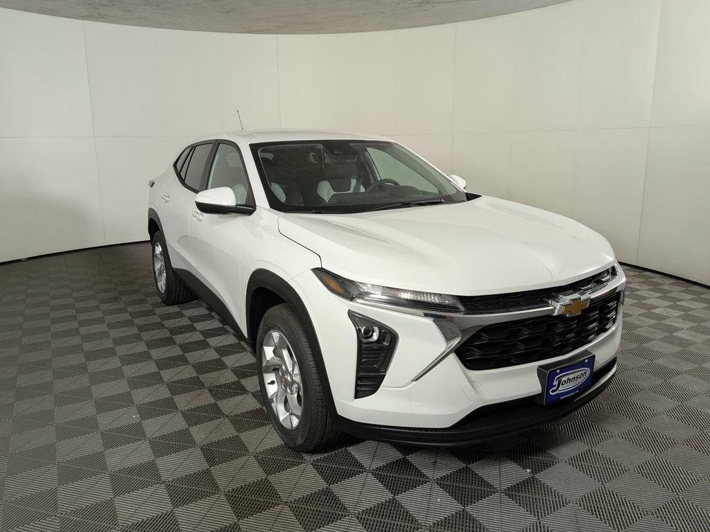 new 2026 Chevrolet Trax car, priced at $24,589