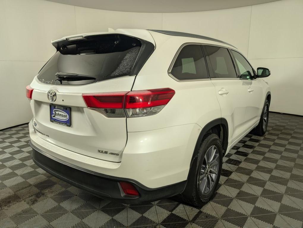 used 2018 Toyota Highlander car, priced at $24,588