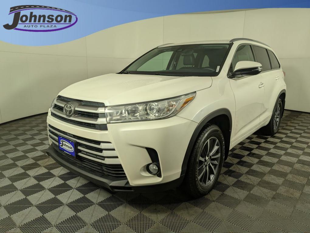 used 2018 Toyota Highlander car, priced at $24,588