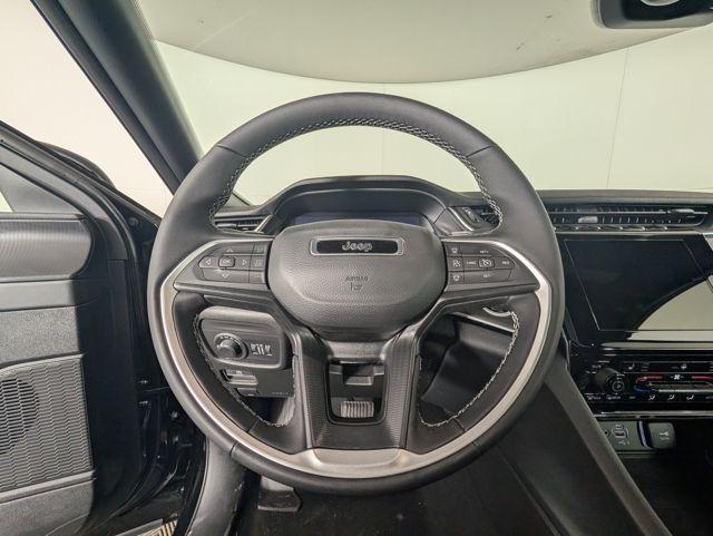 new 2025 Jeep Grand Cherokee L car, priced at $45,521
