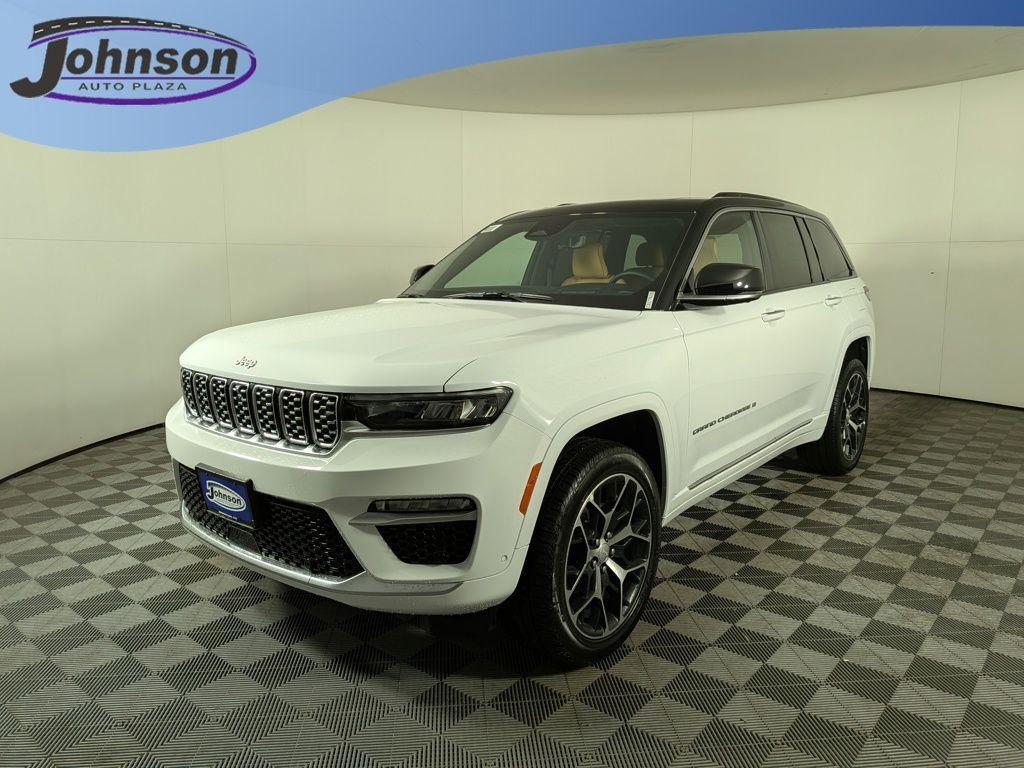 new 2025 Jeep Grand Cherokee car, priced at $63,561