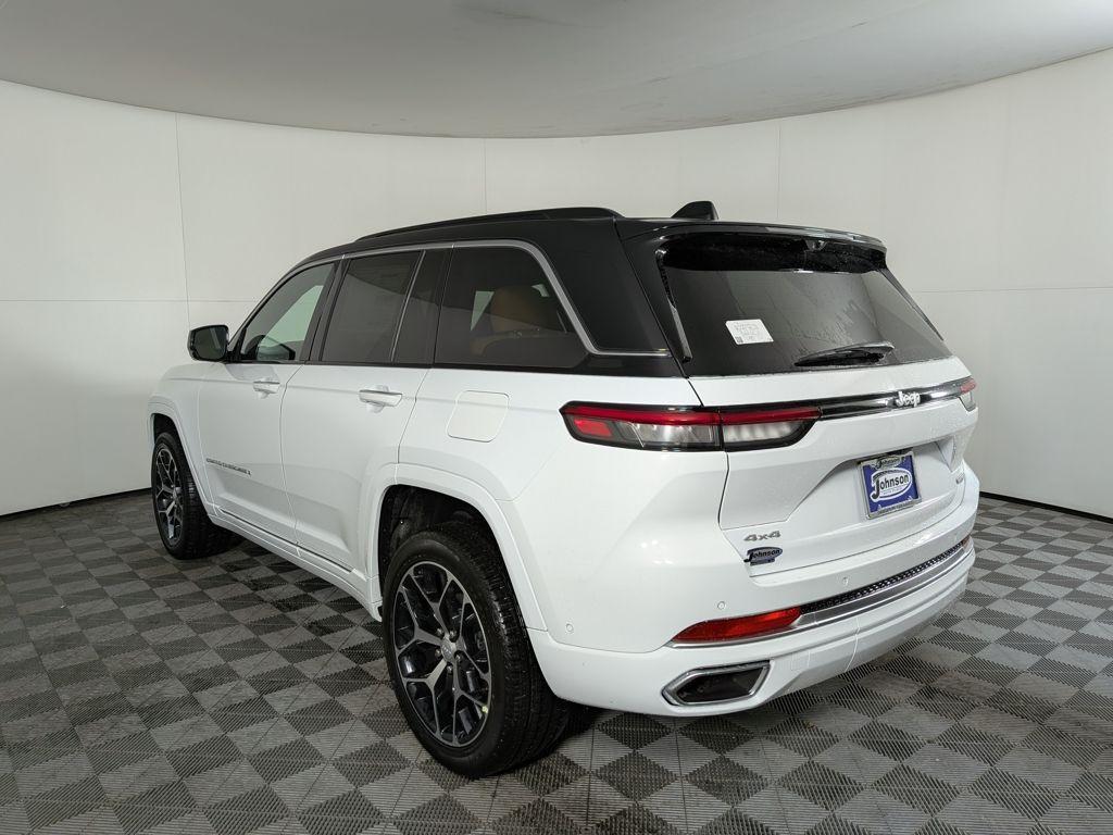 new 2025 Jeep Grand Cherokee car, priced at $63,561