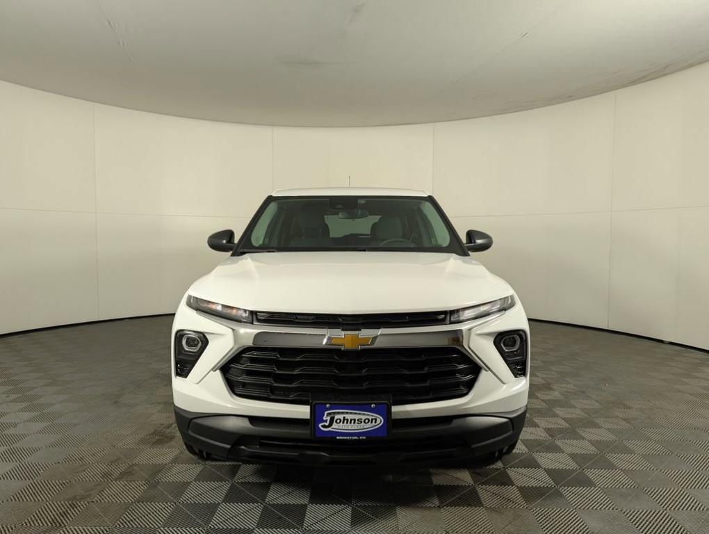 new 2025 Chevrolet TrailBlazer car, priced at $26,884