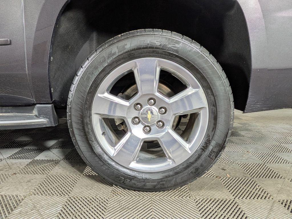 used 2017 Chevrolet Suburban car, priced at $24,988