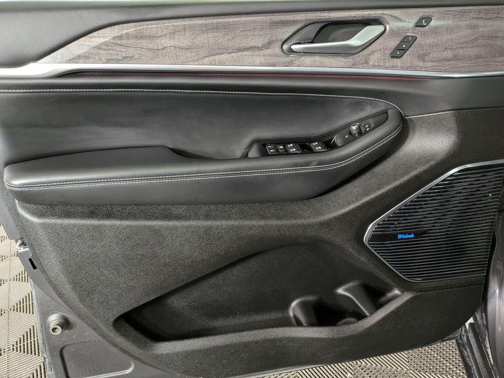 used 2022 Jeep Grand Cherokee L car, priced at $32,488