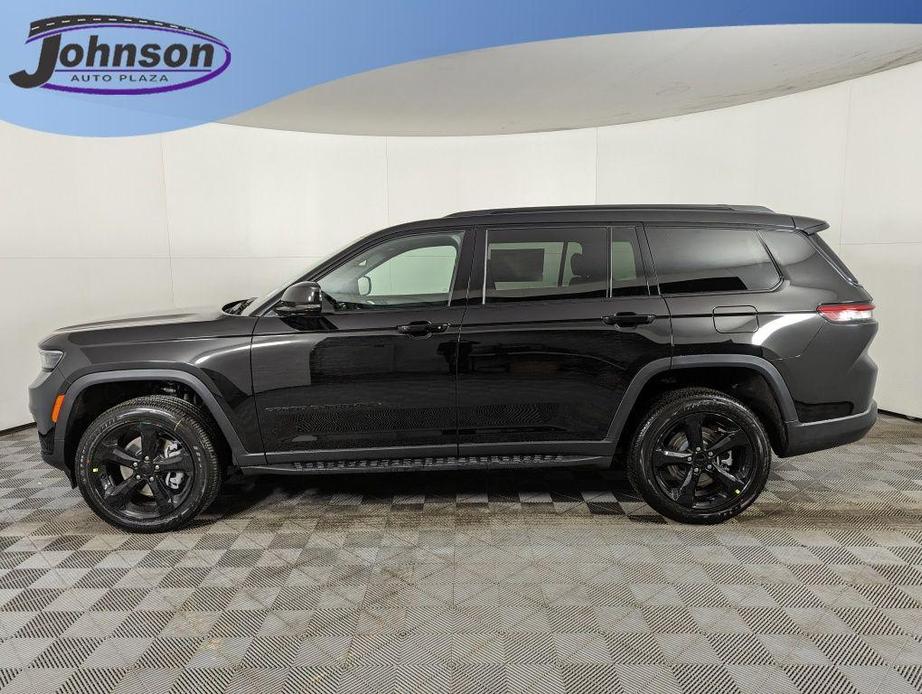 new 2024 Jeep Grand Cherokee L car, priced at $40,932