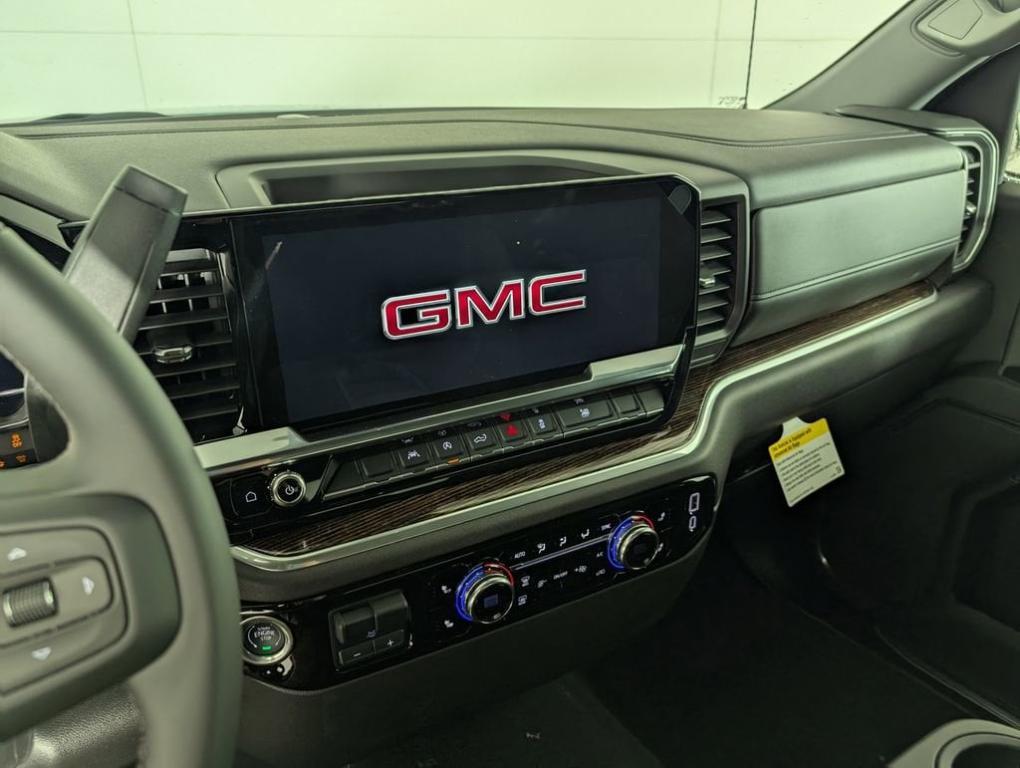 new 2025 GMC Sierra 1500 car, priced at $54,644