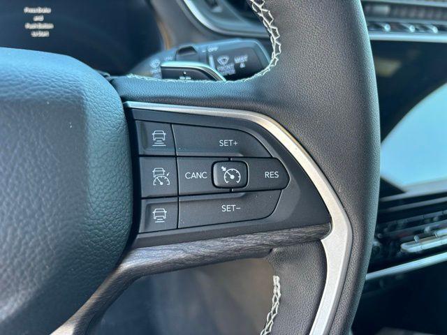 new 2025 Jeep Grand Cherokee L car, priced at $48,895