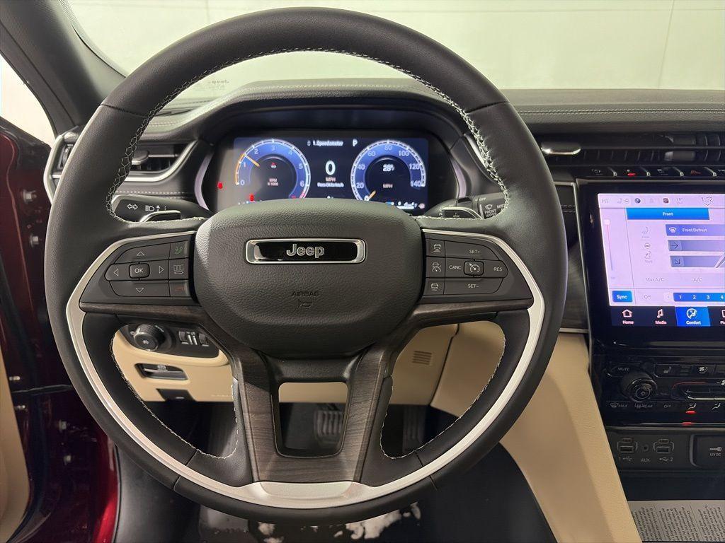 new 2025 Jeep Grand Cherokee L car, priced at $48,186