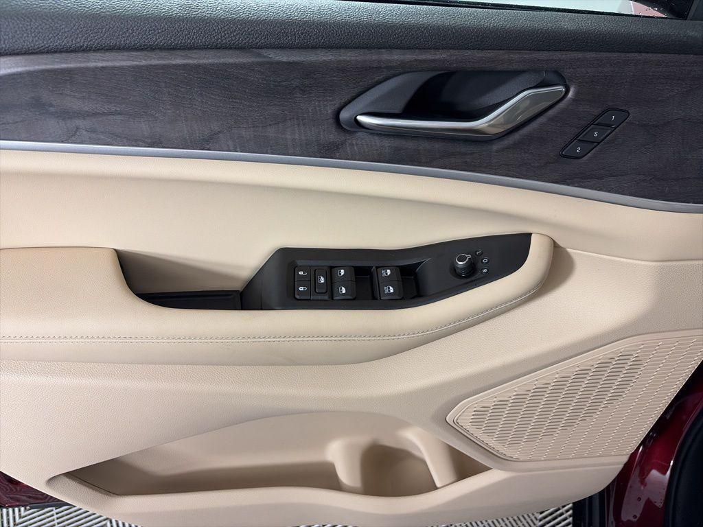 new 2025 Jeep Grand Cherokee L car, priced at $48,186