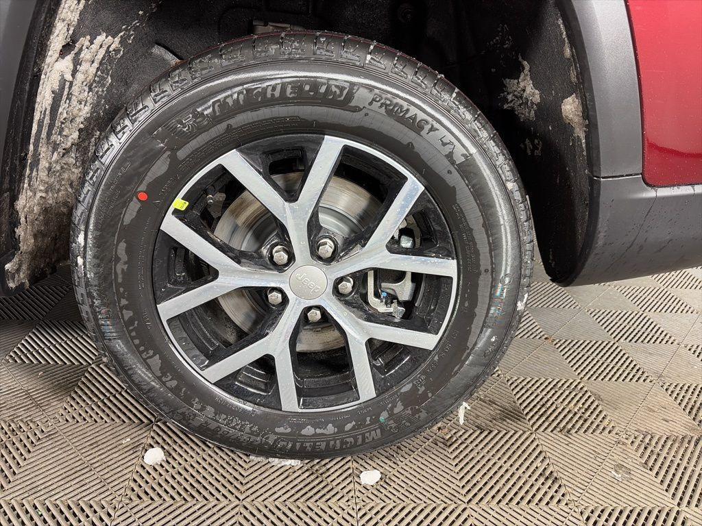 new 2025 Jeep Grand Cherokee L car, priced at $48,186