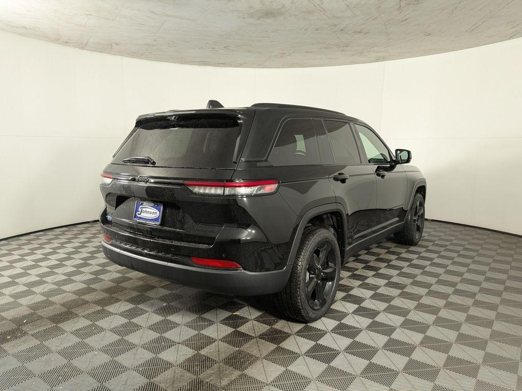 new 2025 Jeep Grand Cherokee car, priced at $50,704