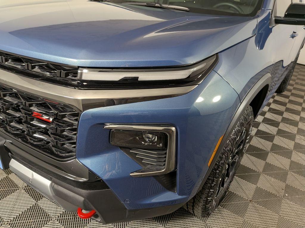 used 2024 Chevrolet Traverse car, priced at $46,488