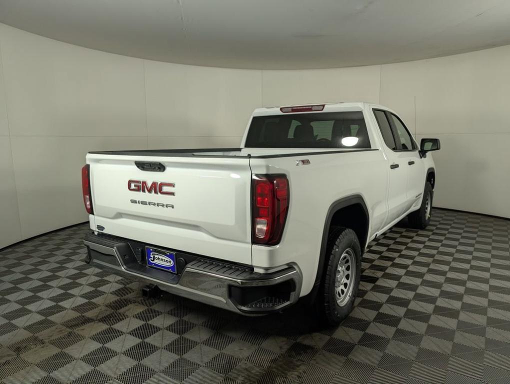 new 2025 GMC Sierra 1500 car, priced at $47,569