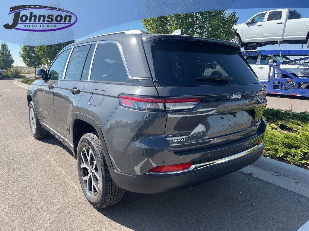 new 2025 Jeep Grand Cherokee car, priced at $42,710