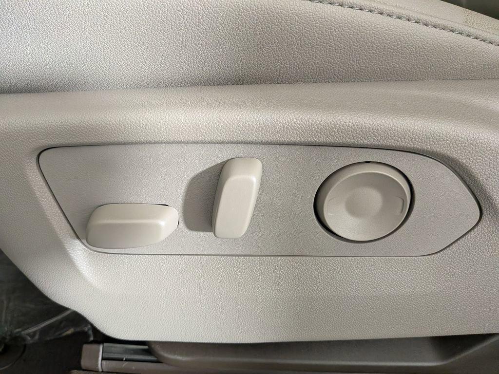 new 2025 GMC Sierra 2500 car, priced at $77,450